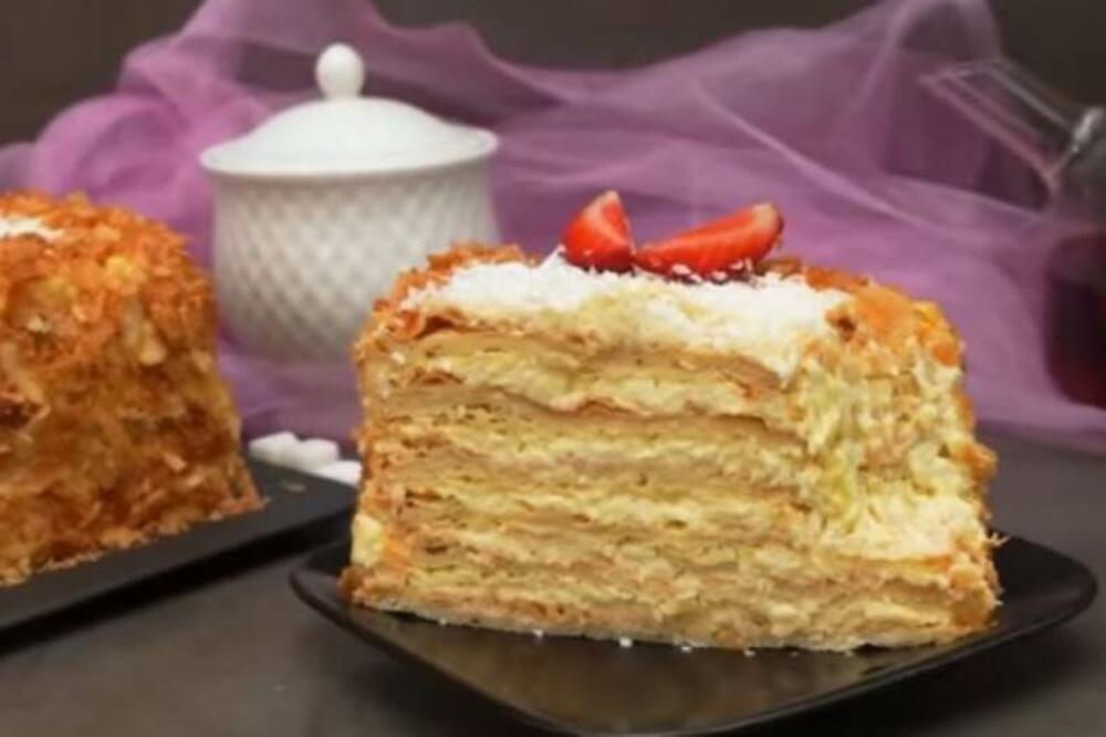 OVA TORTA JE PRAVO OSVEŽENJE PO VRUĆINAMA: Topi se zbog 1 VRSTE KREMA, svi će vam TRAŽITI RECEPT