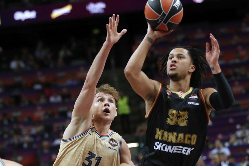 OBRADOVIĆEV MONAKO TREĆI U EVROPI! Sašina četa lako pobedila Barselonu (VIDEO)