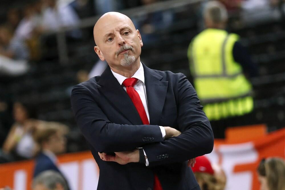 JASNO JE DA NEŠTO NE ŠTIMA: Oglasio se Obradović o glasinama da odlazi iz Monaka