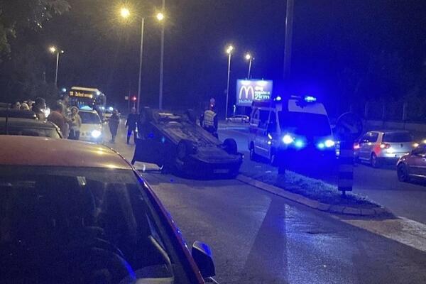 NEZGODA NA ČUKARIČKOJ PADINI: Automobil završio na KROVU! (FOTO)