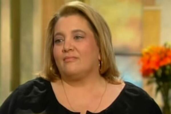 OVA ŽENA IMA DAR KOJI NEMA SKORO NIKO NA SVETU: Svi bi ga želeli, a ona ga bukvalno proklinje (VIDEO)