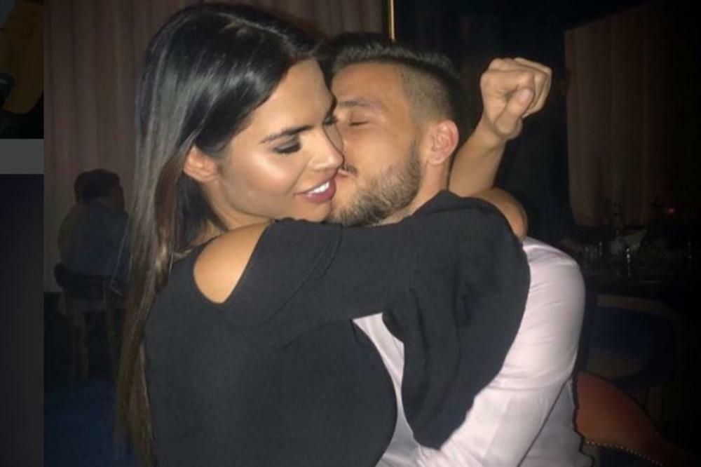 Teniser ljubi manekenku