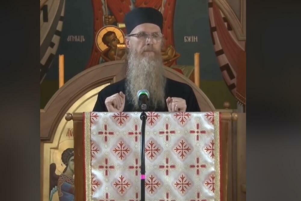"DECA KOJA SAD TO RADE BIĆE NEZGODNA KAD PORASTU": Monah roditeljima usred besede očitao VAŽNU lekciju (VIDEO)