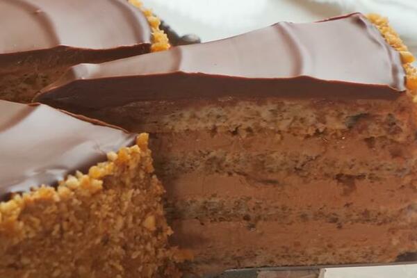 Ovaj kolač su Srbi odavno zaboravili, a jedan je od najvećih zvezda: Nijedan drugi mu nije ni do kolena