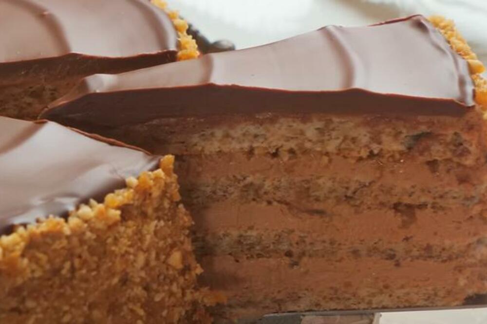 OVU TORTU SVI ZNAJU KAO GRILIJAŠ, A EVO KAKO SE PRAVILNO ZOVE: Kremasta i HRSKAVA, a NIKO je NE ODBIJA