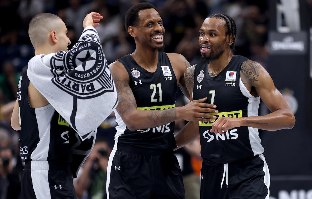 Jam Madar, Džejms Naneli i Kevin Panter