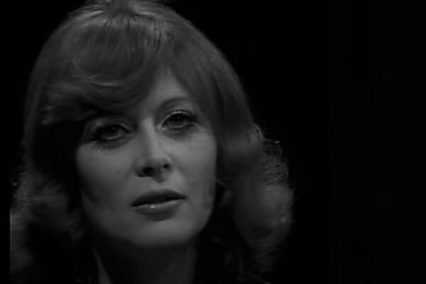 PREMINULA POZNATA PEVAČICA I GLUMICA: Komšije u suzama