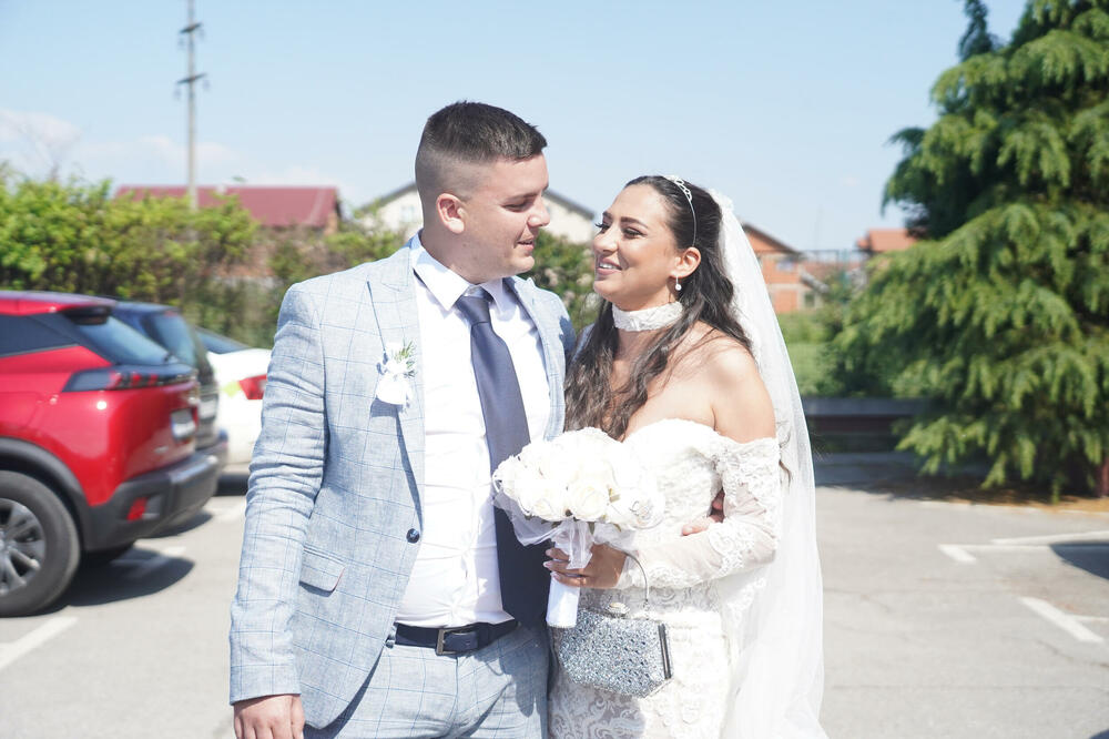 ZAŠTO NA SVADBI DŽEJEVE ĆERKE NISU BILE NJEGOVE KOLEGE? Pevačica RAZOČARANA, da je on TU bilo bi DRUGAČIJE