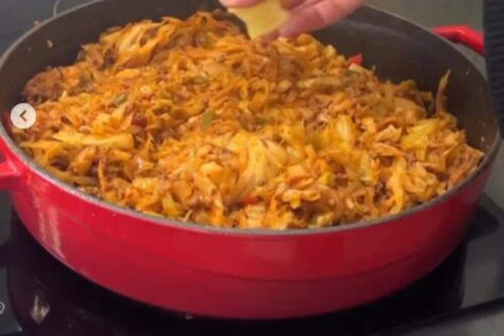 OVAKO SE PRAVI TRADICIONALNI SLATKI KUPUS: Recept ćete prenositi sa GENERACIJE NA GENERACIJU, a na kraju IDE OVO