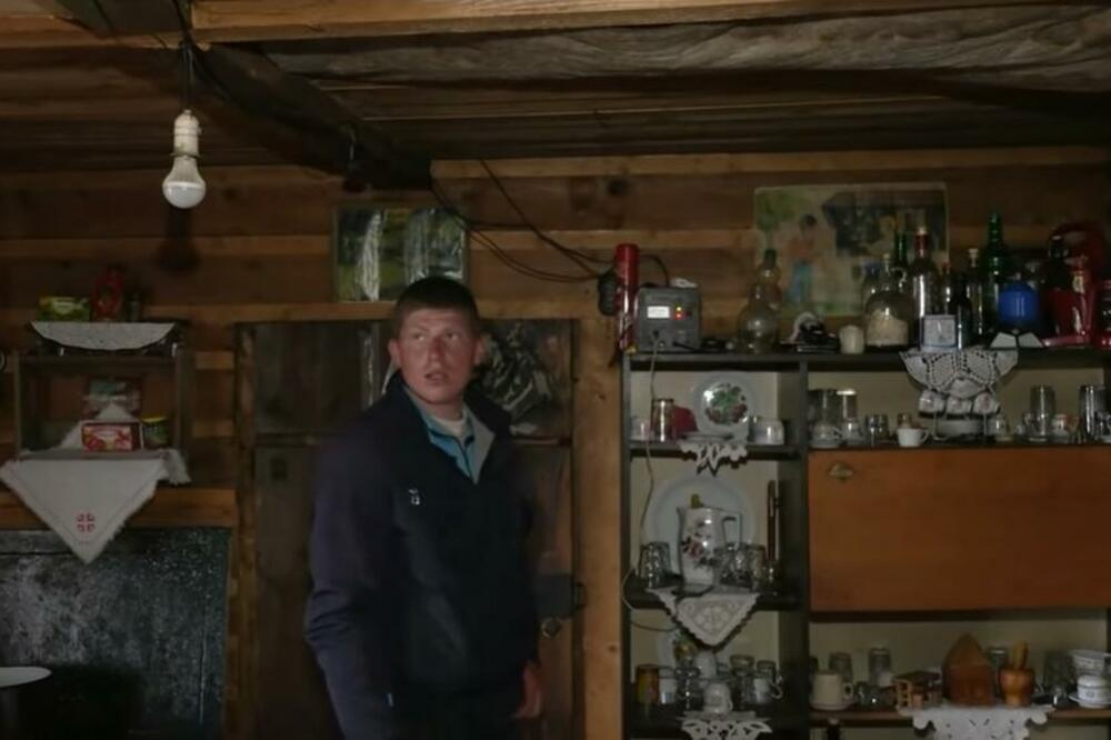 KAKO DANAS ŽIVI ČUVENI GORŠTAK SA GOLIJE? Dane izabrao NEUOBIČAJEN ŽIVOT, a onda se desila VELIKA LJUBAV! (FOTO)