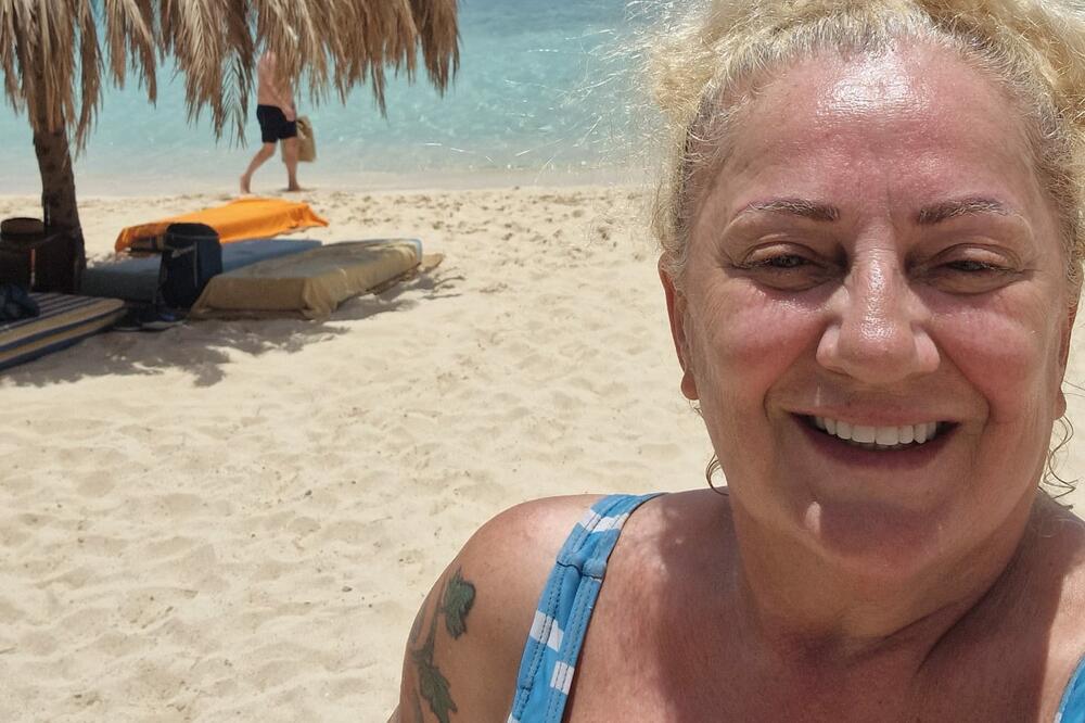 OD SUDBINE NE MOŽE DA POBEGNE: Evo šta Vesna Rivas RADI na plaži (FOTO)