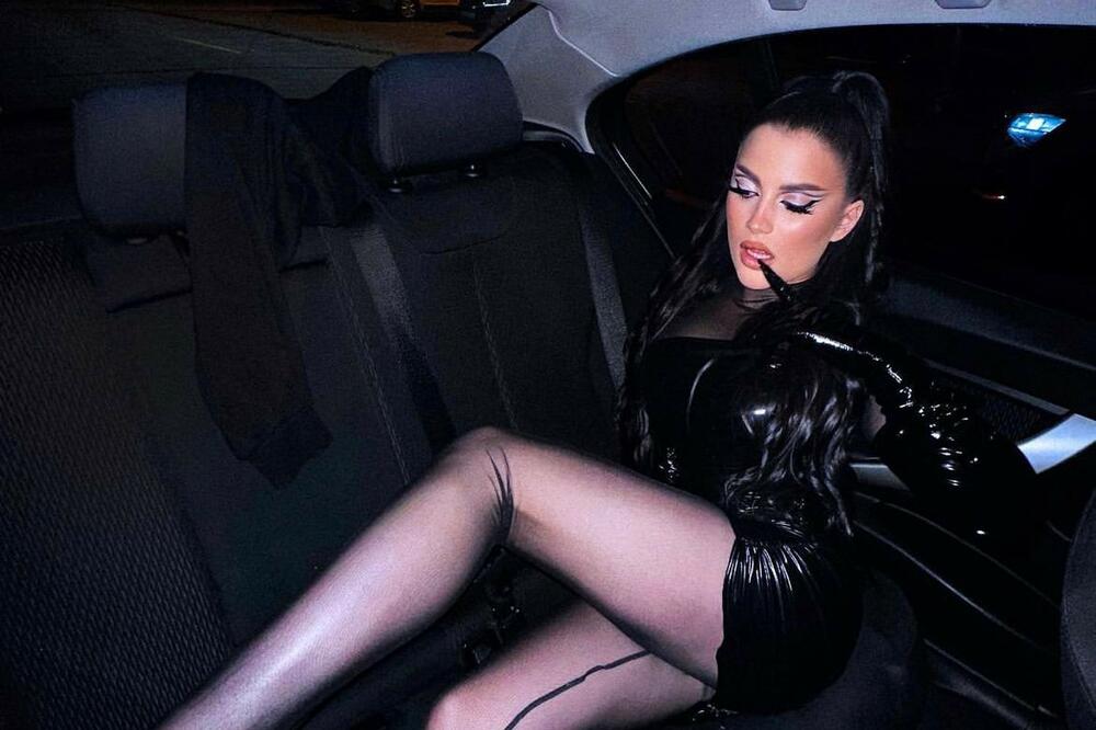 NIJE NI TEA NI PRIJA, VEĆ BARABARA: Oborila REKORD u BUDVI, pogledajte samo koliko je bilo LJUDI