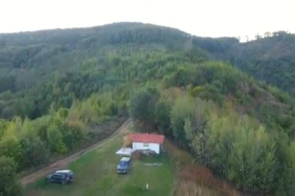 ATRAKCIJA U SRBIJI MISTERIJA ZA MEŠTANE: Ovde UDARAJU GROMOVI i po vedrom nebu, a to nije sve (FOTO/VIDEO)