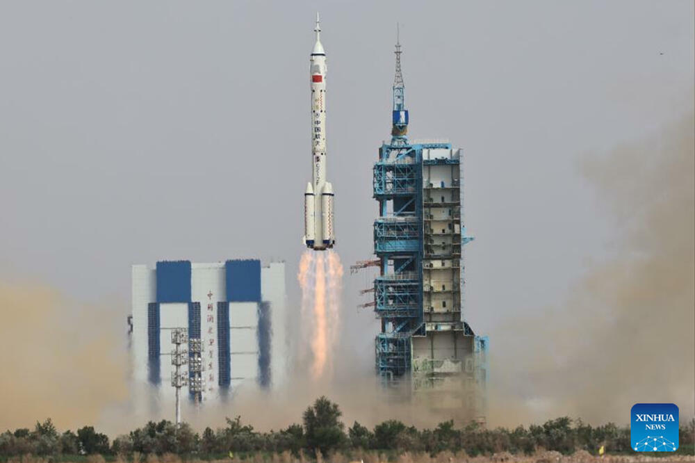 Kina lansirala Šendžou-16 u svemir na petomesečna intenzivna istraživanja