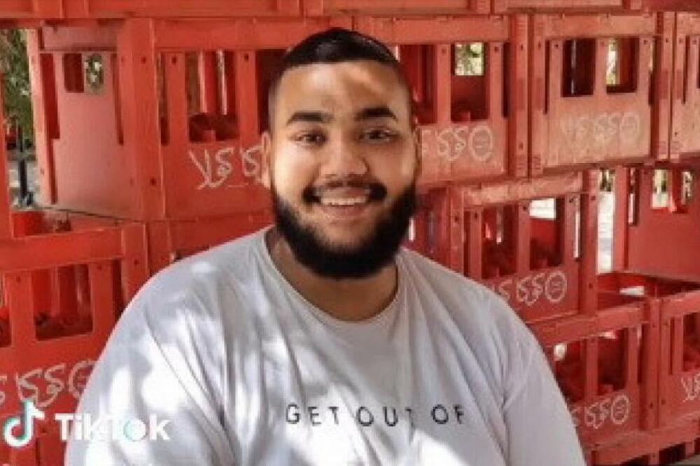 IMAO JE 162 KILOGRAMA, SVI SU GA IZBEGAVALI: A onda je usledila TRANSFORMACIJA, pogledajte kako IZGLEDA (VIDEO)