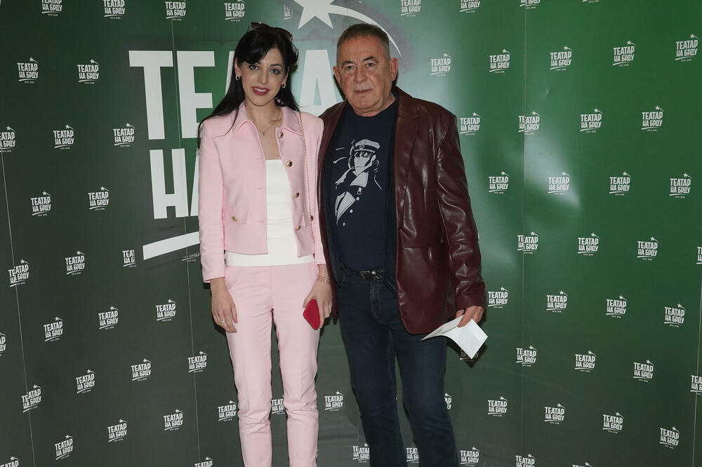 MIMA KARADŽIĆ PROGOVRIO O LJUBAVI SA 35 GODINA MLAĐOM NATAŠOM: Glumac otkrio kako se ZABAVLJAJU