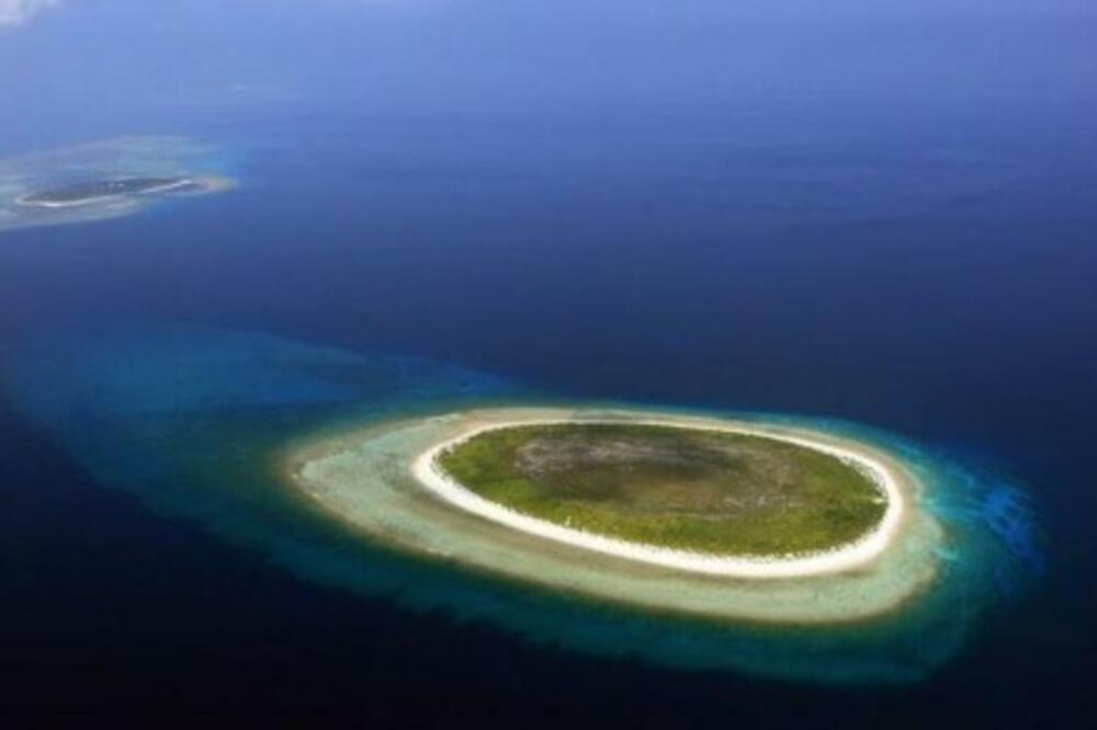 Kina poziva SAD da obustave provokativne poteze u Južnom kineskom moru