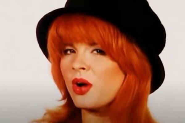 ZA TRI ŽIVOTA NEĆETE POGODITI KO JE ŽENA SA SLIKE: Nema MUŠKARCA koji nije MAŠTAO o njoj i danas je PRAVA BOMBA