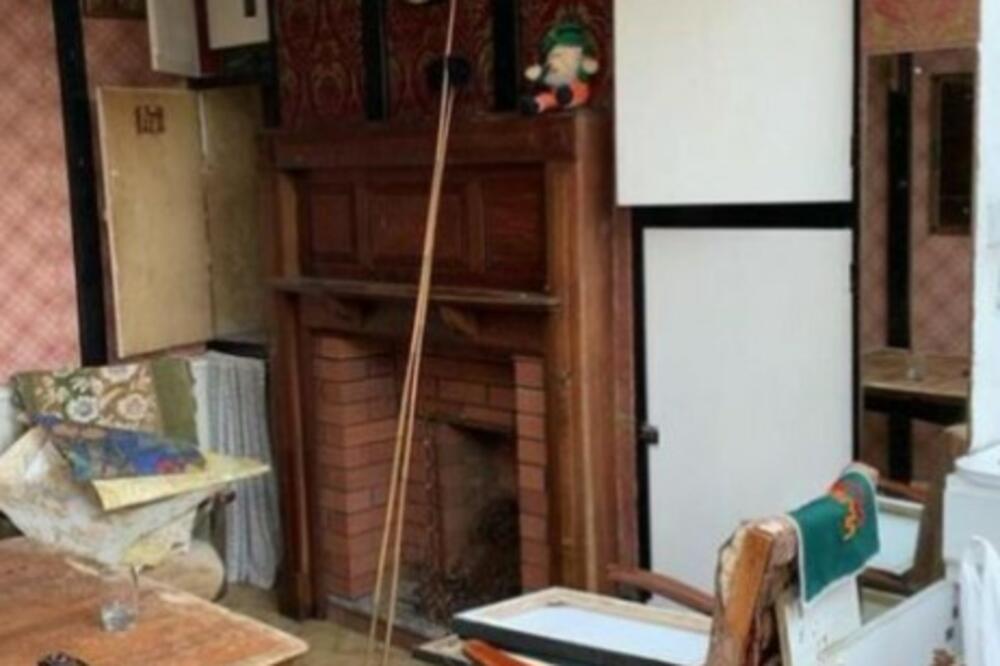 ODLUČIO DA RENOVIRA SVOJU KUĆU, A ONDA UGLEDAO JEZIVU POJAVU: To što je bilo ZAZIDANO NEMA NI U FILMOVIMA! (FOTO)