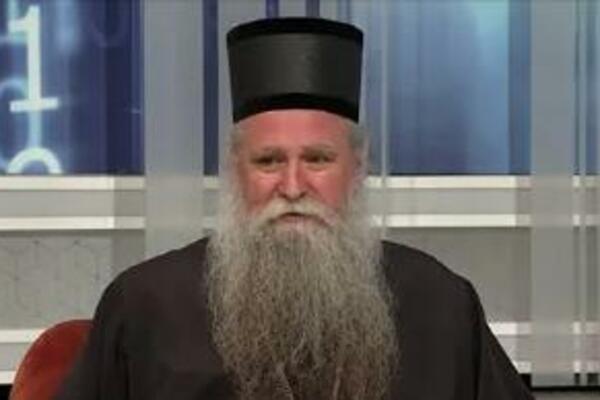 MITROPOLIT JOANIKIJE POZVAO SVE: Nikako ne radite OVO U CRKVI ako ste VERNI NAROD