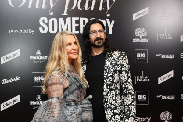 ZABRANJENA LJUBAV ILI IPAK NE? Evo kako su se upoznali Veljko Kuzmančević i 35 godina STARIJA Verica