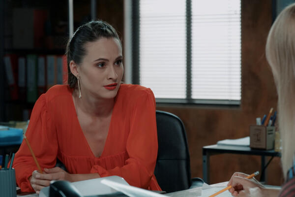 PONOVNO ZBLIŽAVANJE "JANE" I DENISA DOVODI "ANJU" DO LUDILA! Ne propustite "Prsten sudbine" na Kurir televiziji