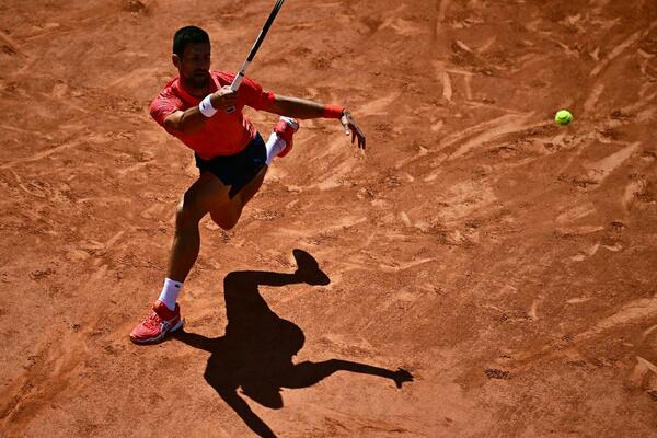 NOVAKU OLAKŠAN PUT! Italijan posle pet setova i preokreta izbacio veliko ime (VIDEO)