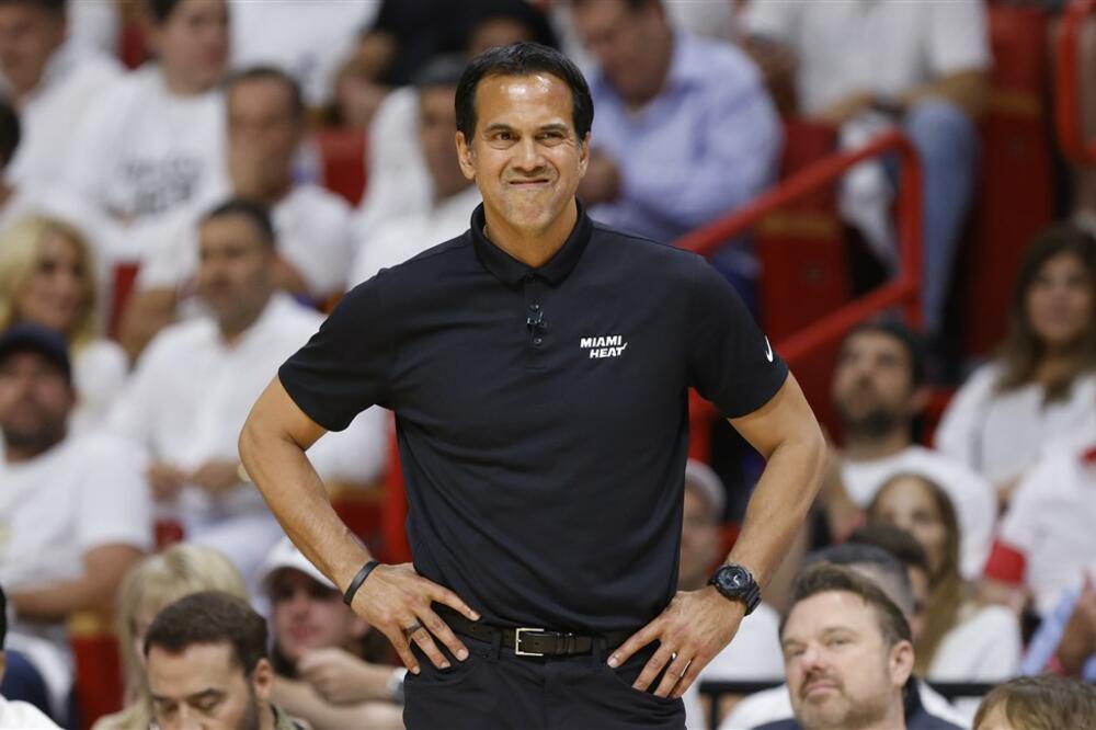 DA LI SE SLAŽETE? Spolstra uporedio Majami sa Novakom Đokovićem!