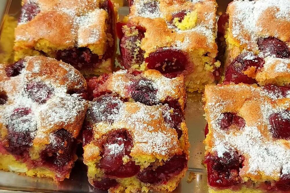 CEO INTERNET JE PROBAO OVAJ BAKIN RECEPT! Najukusniji KOLAČ SA TREŠANJAMA koji ćete ikad probati (VIDEO)