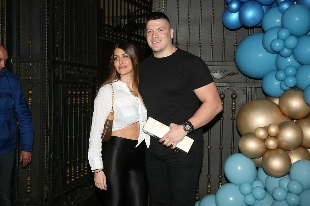 JELENA RADANOVIĆ UPOREDILA SEBE I SLOBU SA MILENOM DRAVIĆ I DRAGANOM NIKOLIĆEM: Ljudi gledaju i NE VERUJU