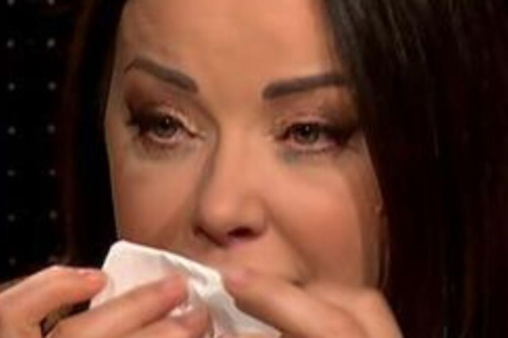 "Nemoj da plačeš...": Voditeljka se slomila zbog Žike Jakšića, pa pred nacijom mu poručila ovo