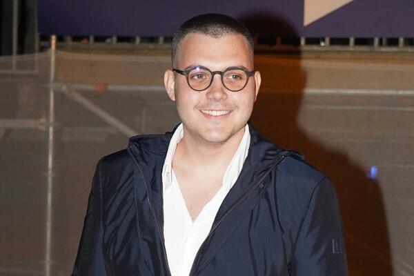 BRENIN SIN POSTAJE PREDUZETNIK! Viktor uplovio u ozbiljne poslovne vode, evo šta sve ima najmlađi Živojinović