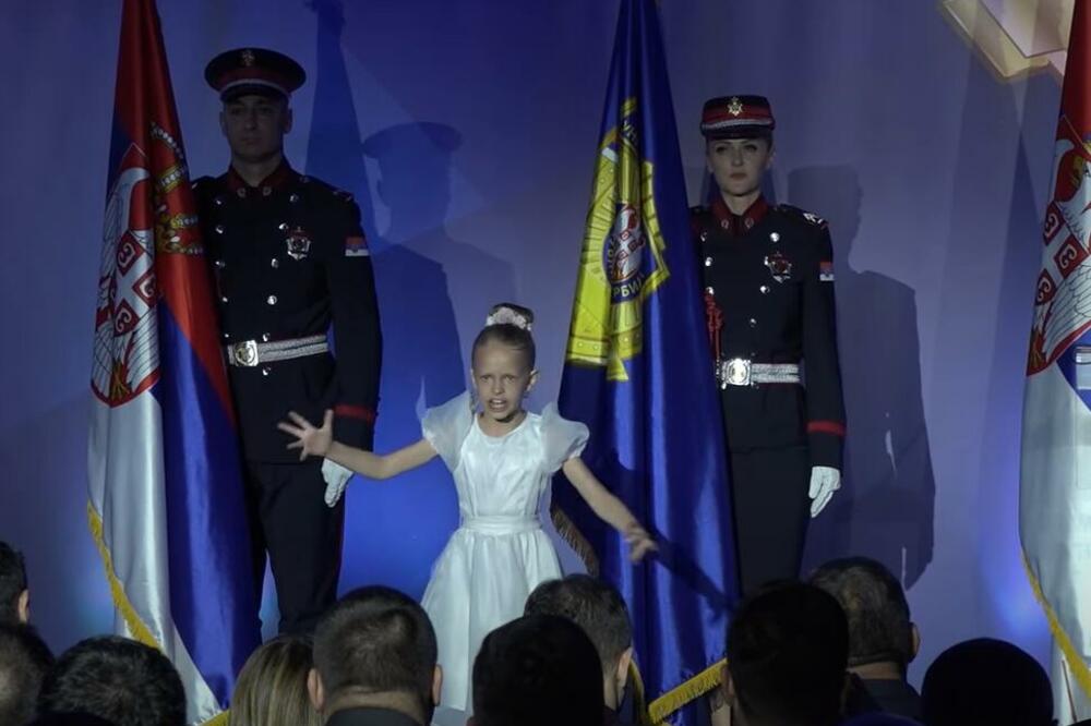 NEMA KOME NISU SUZE POTEKLE! Pogledajte nastup Marije iz Banjaluke priča o kojem pričaja CEO REGION! (VIDEO)