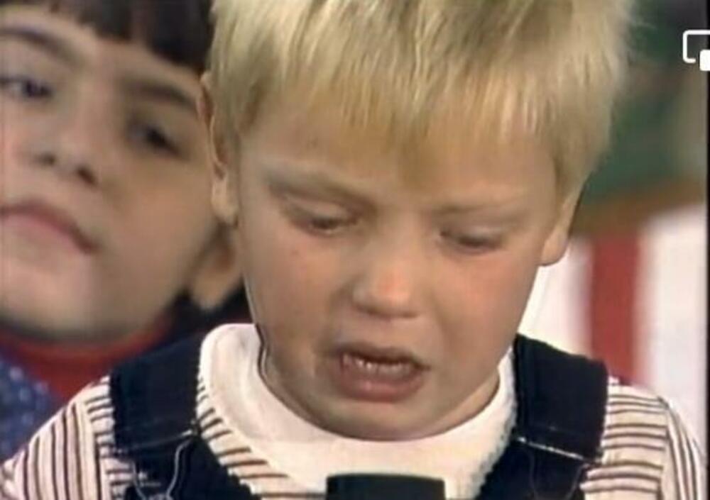 Mali Voja, Dete, dečak