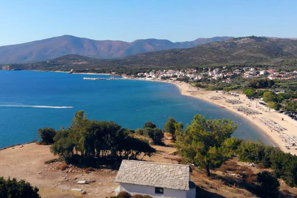 Srbi ušli u Grčku kafanu i poručili kilo ipo ribe: Kad je konobar doneo račun, samo su se uhvatili za glavu