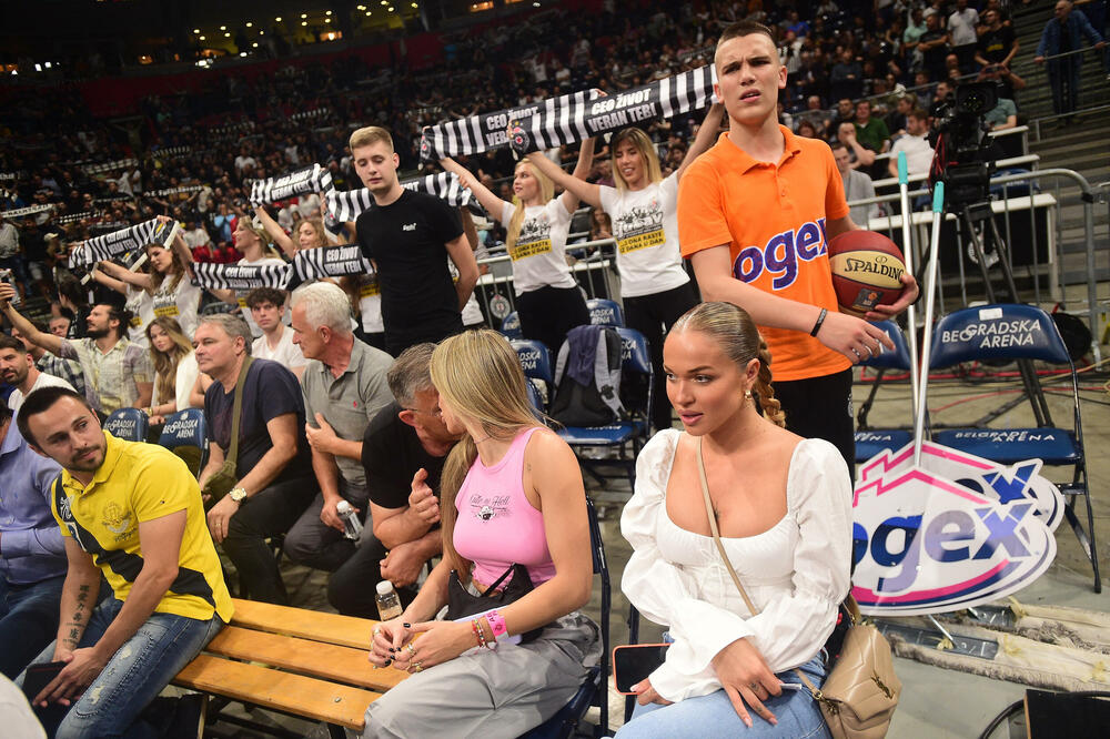 Lepa Džehvi je bila u ležernom stajlingu