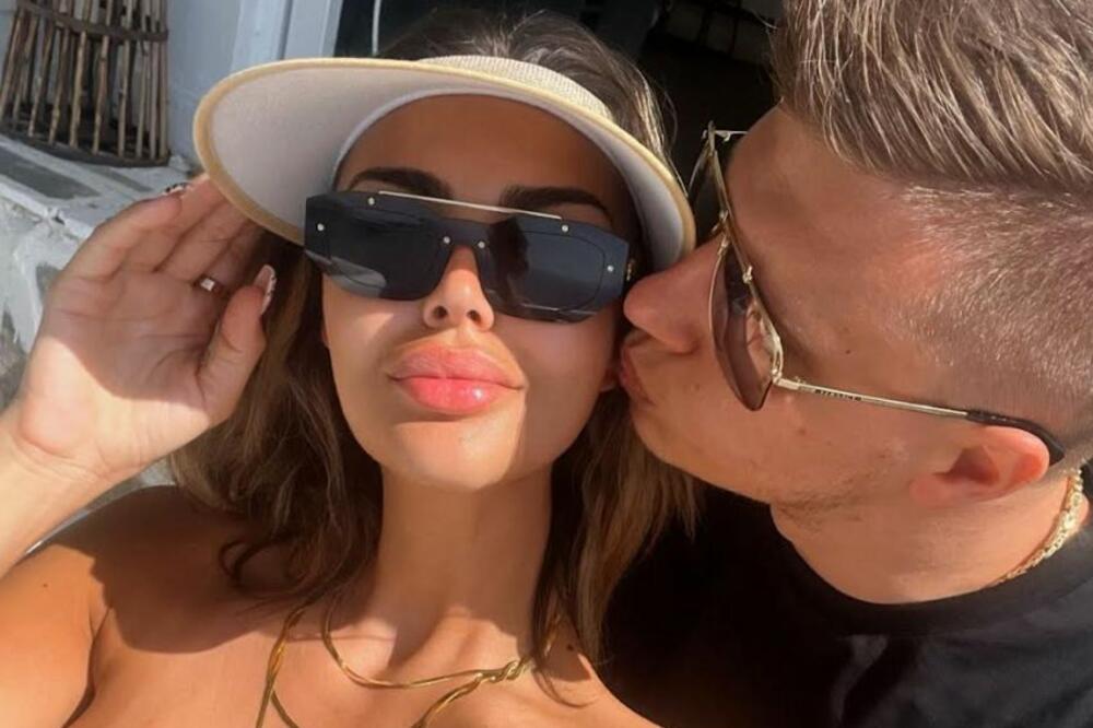 NE KRIJU SVOJU SREĆU! Bivša VODITELJKA se ne odvaja od MUŽA: Vrela brineta ne prestaje da ga LJUBI U JAVNOSTI