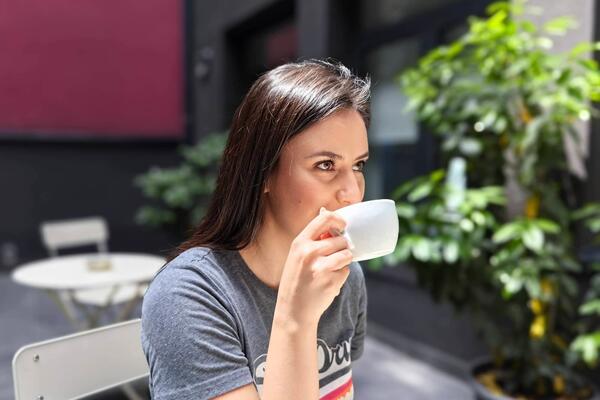 SVI KAŽU DA JE ZDRAV, A OVAJ NAPITAK POGUBNIJI ZA ZUBE OD KAFE: Šokiraćete se kada čujete o čemu je reč