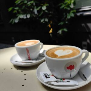 Imjate li naviku da pijete vruću kafu? Ona može da skriva smrtonosnu opasnost za koju mnogi ne znaju