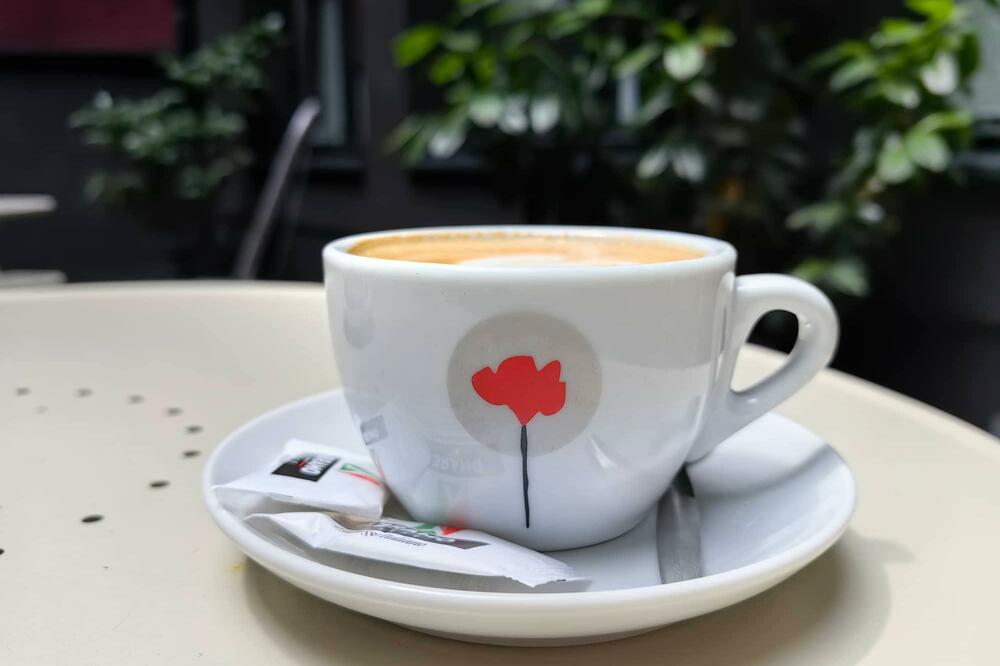 Trik koji menja sve: Vaša kafa ne mora biti ni gorka ni slatka, dodajte samo trunčicu ovoga