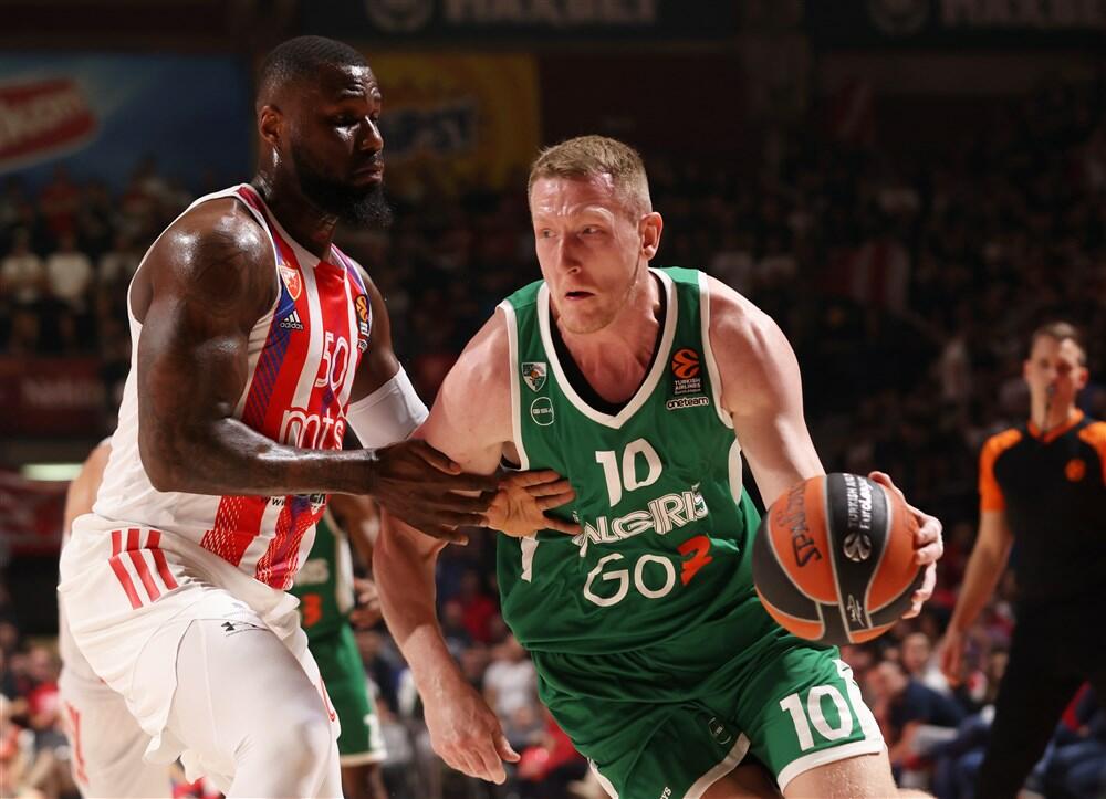 Rolands Šmits na utakmici Crvene zvezde i Žalgirisa