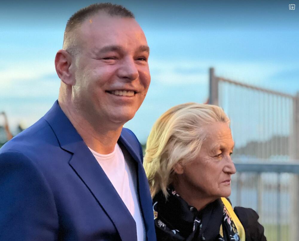 Aca Bulić sa Aninom majkom