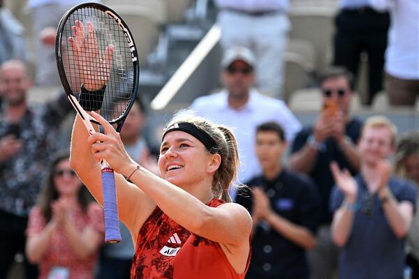 MUHOVA POSLE MARATONA POBEDILA SABELENKU! Za trofej protiv branioce trona (VIDEO)