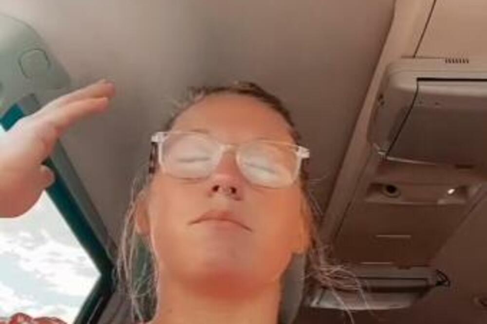 DEVOJKA REKLA DA NE NOSI DONJI VEŠ, A ONDA SU JE RAZAPELI U KOMENTARIMA: Razlog je BIZARAN, evo šta je rekla VIDEO