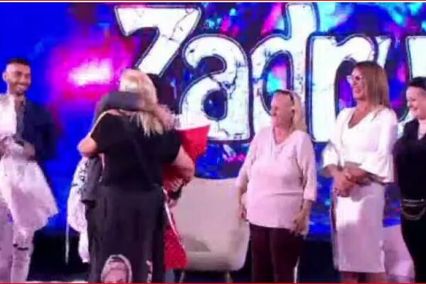 ZBOG OVOG ČOVEKA JE OKRENULA LEĐA MITROVIĆIMA? Otkriven pravi razlog Zokinog NESTANKA - narod ostao šokiran