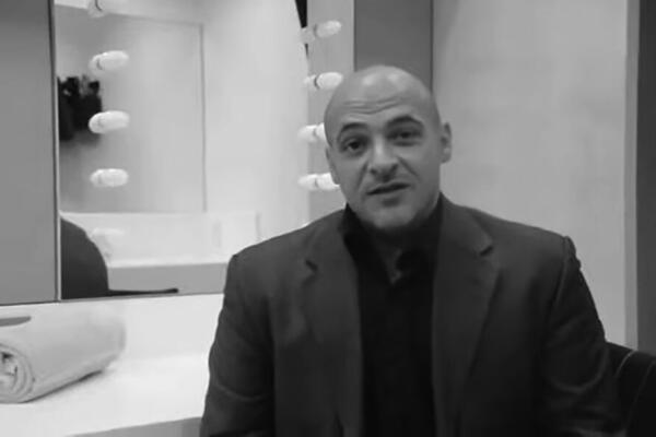 UMRO POZNATI GLUMAC IZ SERIJE KOJU SVI VOLIMO: Doživeo SRČANI UDAR u snu, imao je samo 53. godine...