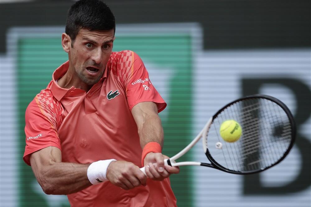 BRITANAC SE POKLONIO NOVAKU: Đoković je ZVER, predobar je!