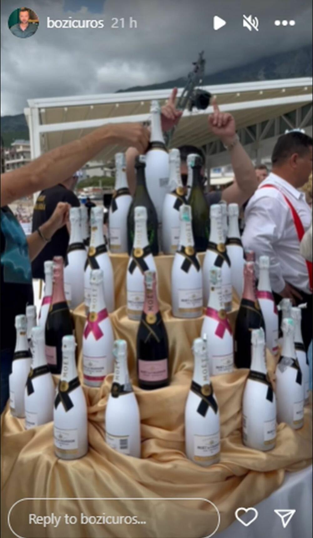 Svadba na kojoj su pevali Brena i Sloba