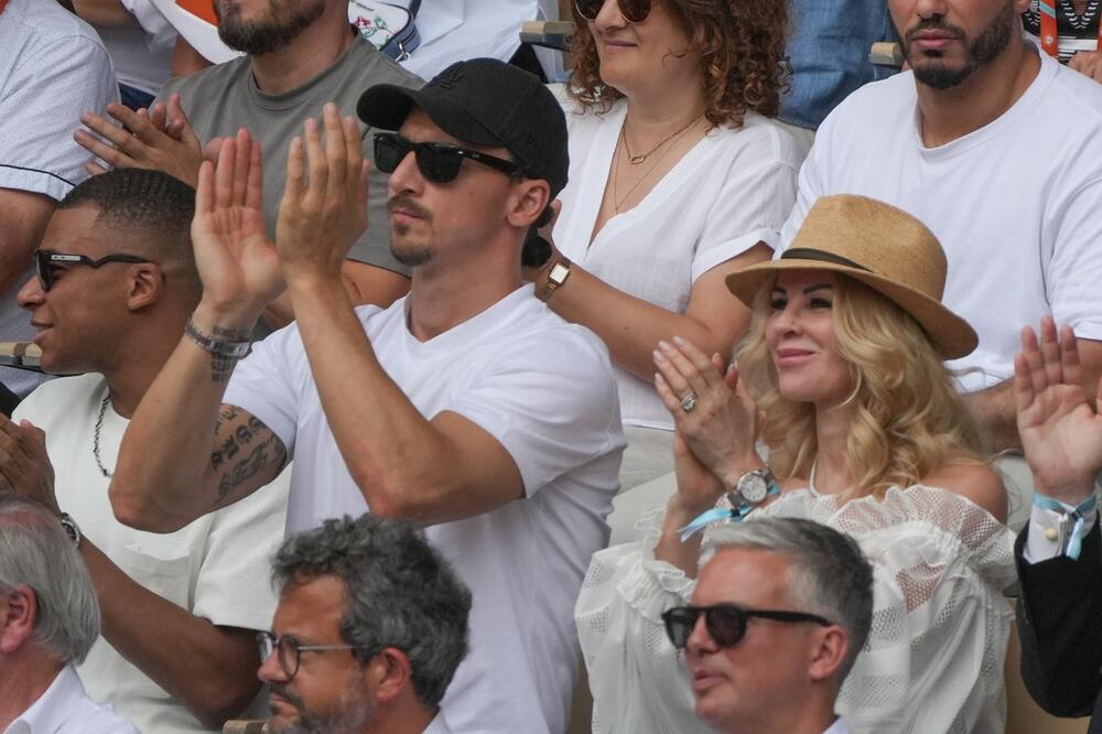 ĐOKOVIĆ IMAO PORUKU ZA NOVOPEČENOG PENZIONERA: Ibra, brate... (VIDEO)