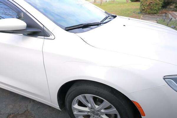 "NEMAM NI PARA, NI ŽIVACA, PRODAJEM AUTO": Iskreni oglas vlasnika KOME JE SVE PREKIPELO... Ali ko bi ga KUPIO?